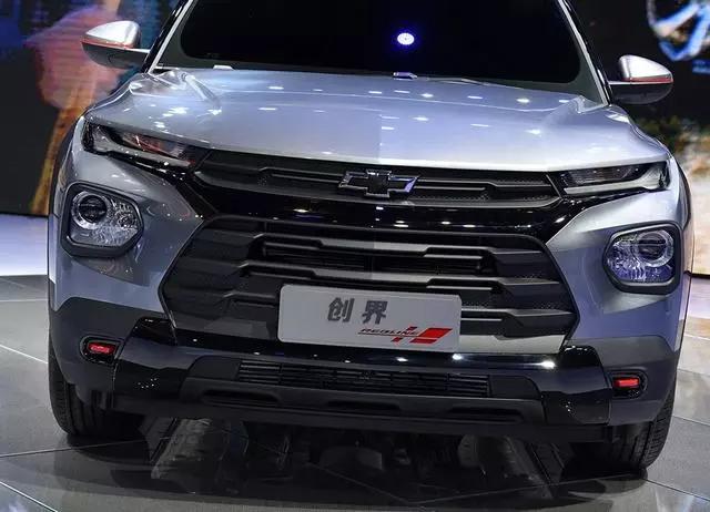 康正汽车集团大黄蜂suv版上市油耗59l配国六才1499万