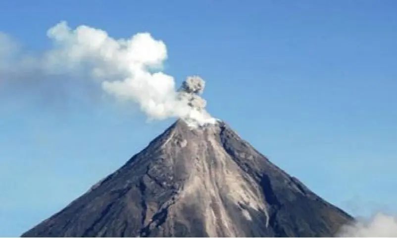 有这样一个比喻:"如果地球也会长青春痘,那就是火山.
