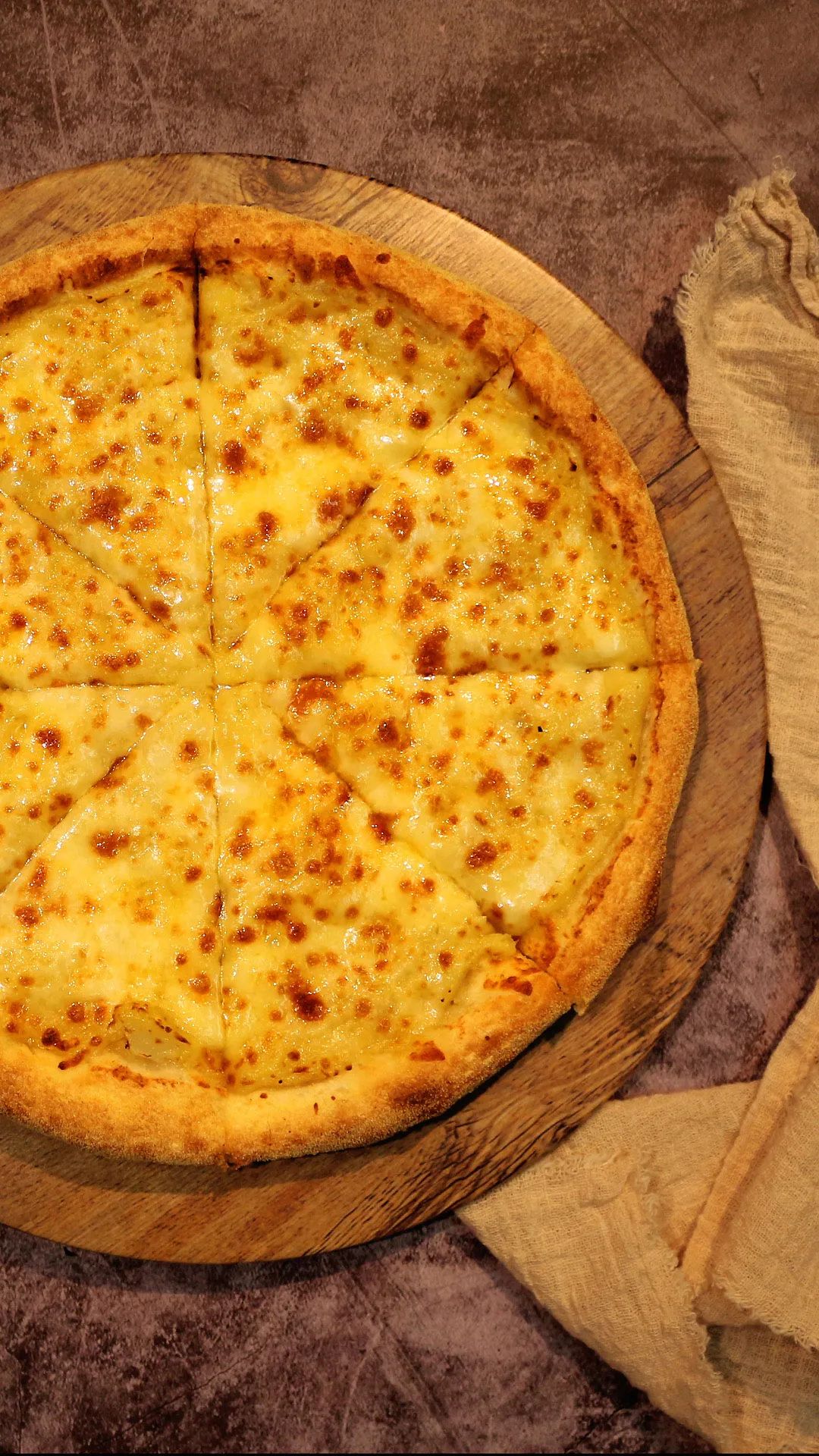 披萨课堂丨如何做出好吃又有灵魂的榴莲披萨这样做才能极致过瘾又上头