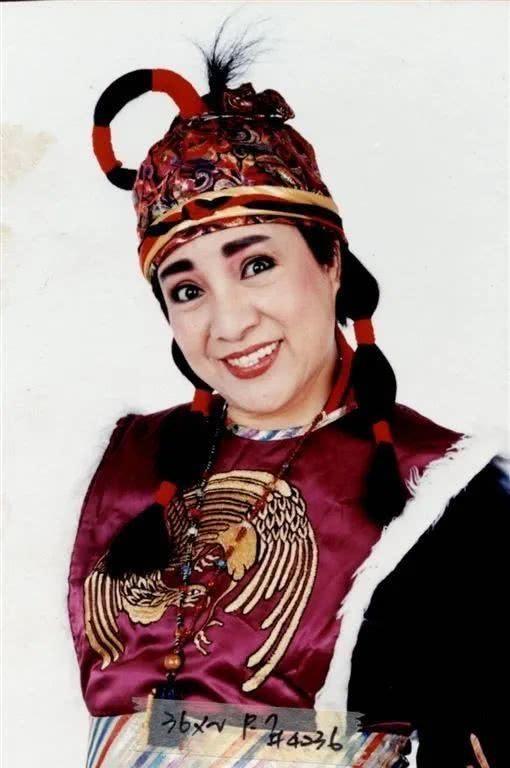 著名歌仔戏演员小凤仙去世,一生未婚,享年80岁_杨丽花