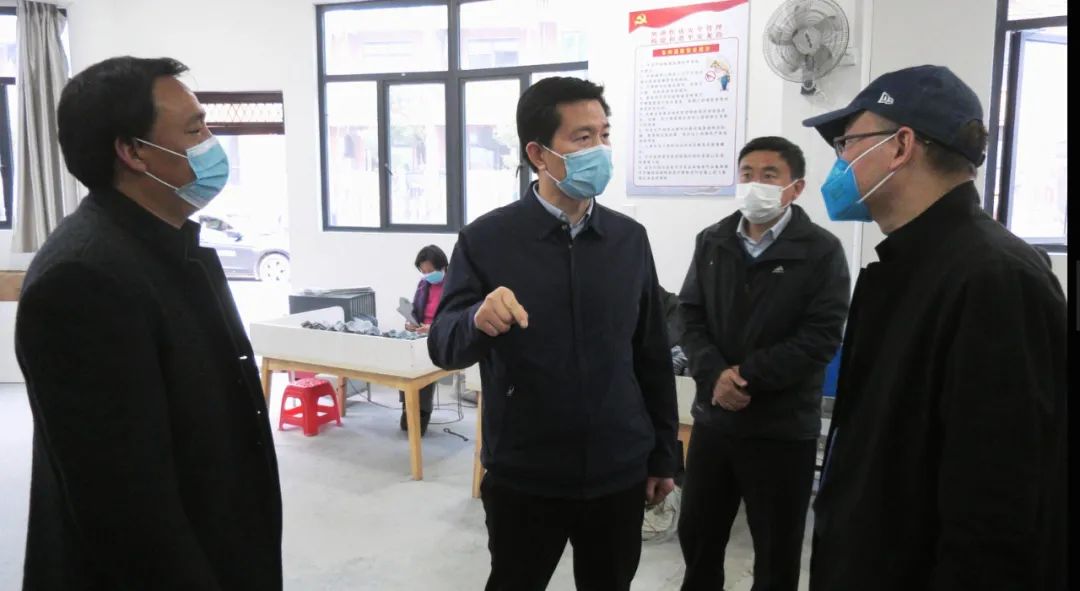 十堰市郧阳区区委副书记,区长胡先平