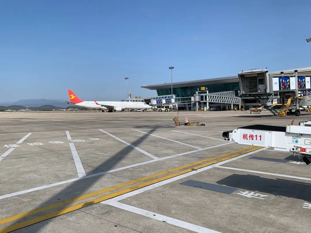揭阳潮汕机场扩建工程全面开工，2019年可满足B747、B777等E类飞机起降