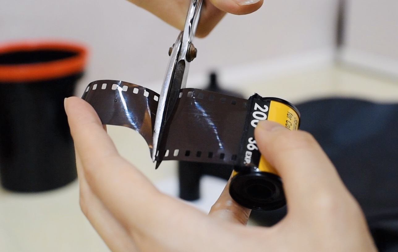 亲手冲洗胶卷是我在数码时代对情怀的续杯