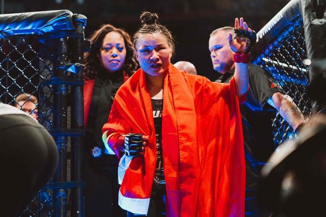 ufc只把16收入分给拳手散打巨星康李怒了痛批白大拿没人情味