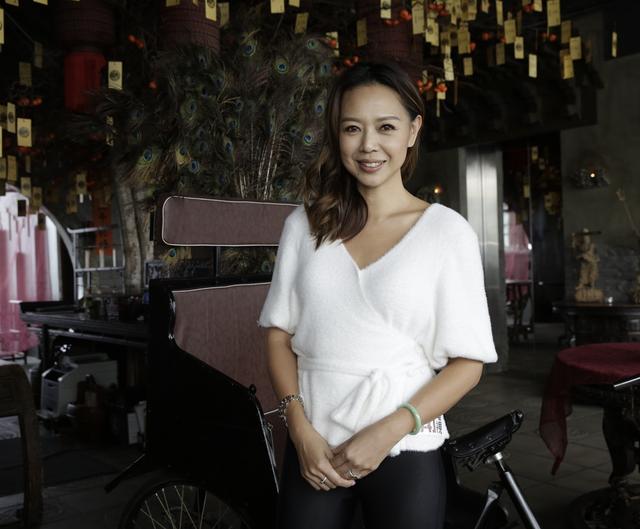 43岁钟丽淇上节目分享特殊母亲心得9岁女儿行走不便仍不会说话