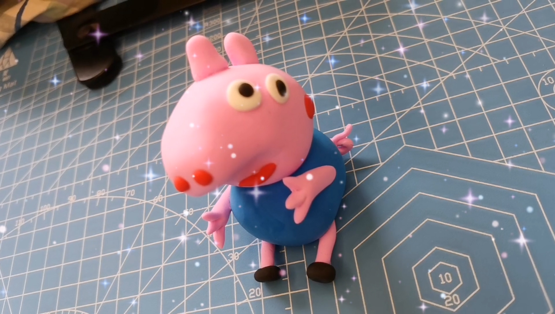 彩泥小猪的制作方法图片