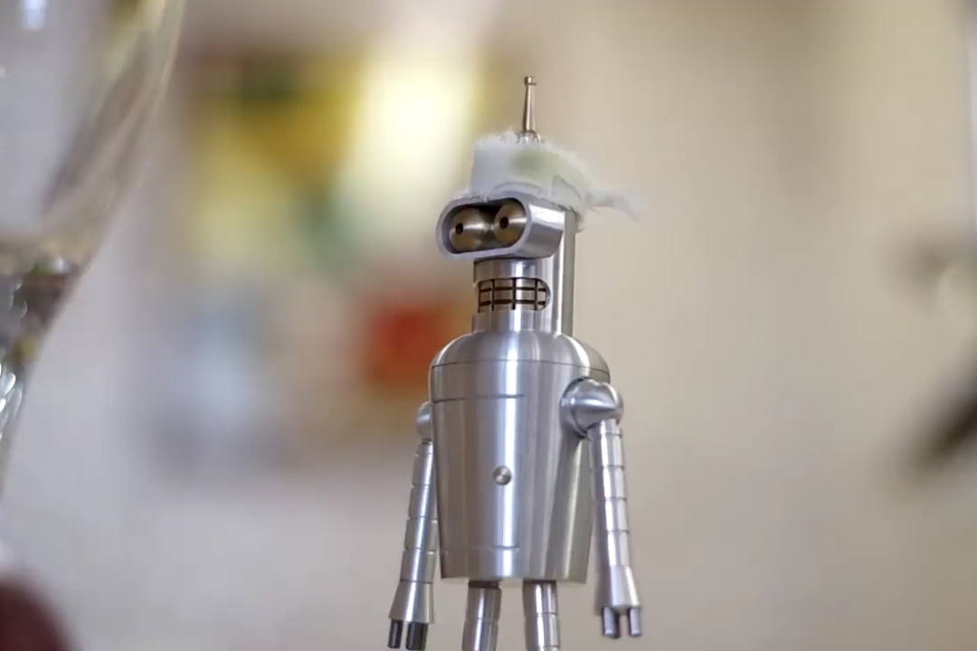 金工作品一一痴迷的车工车旋一个机器人