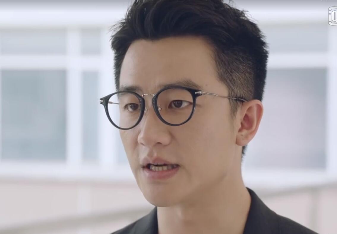 完美关系卫哲直播揭穿谭新凯斯黛拉叶东烈终分手