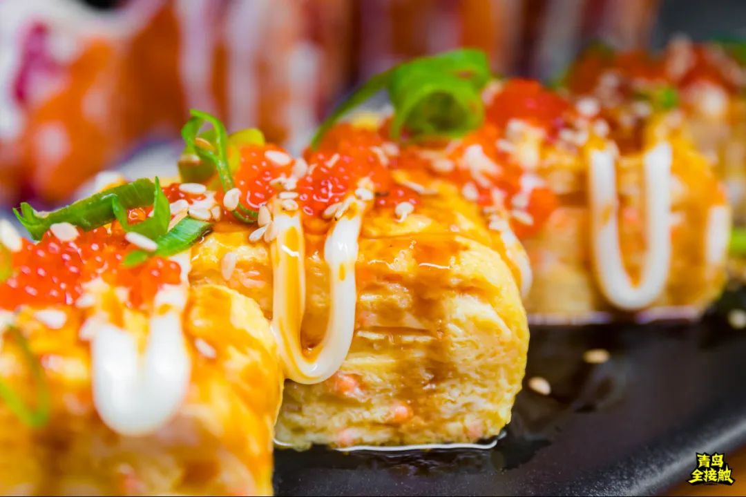 到店必吃的火炙三文鱼卷绝对不会让你失望,每颗分量超足超诱惑,上面