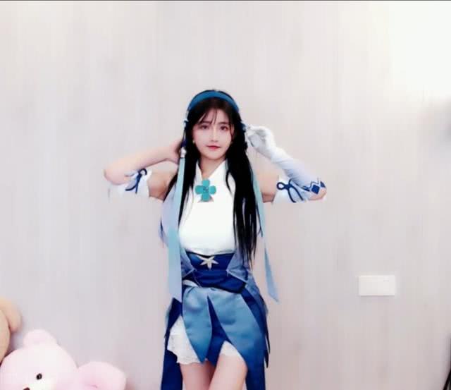 "古阿扎"cos王者荣耀西施,粉丝:青出于蓝胜于蓝