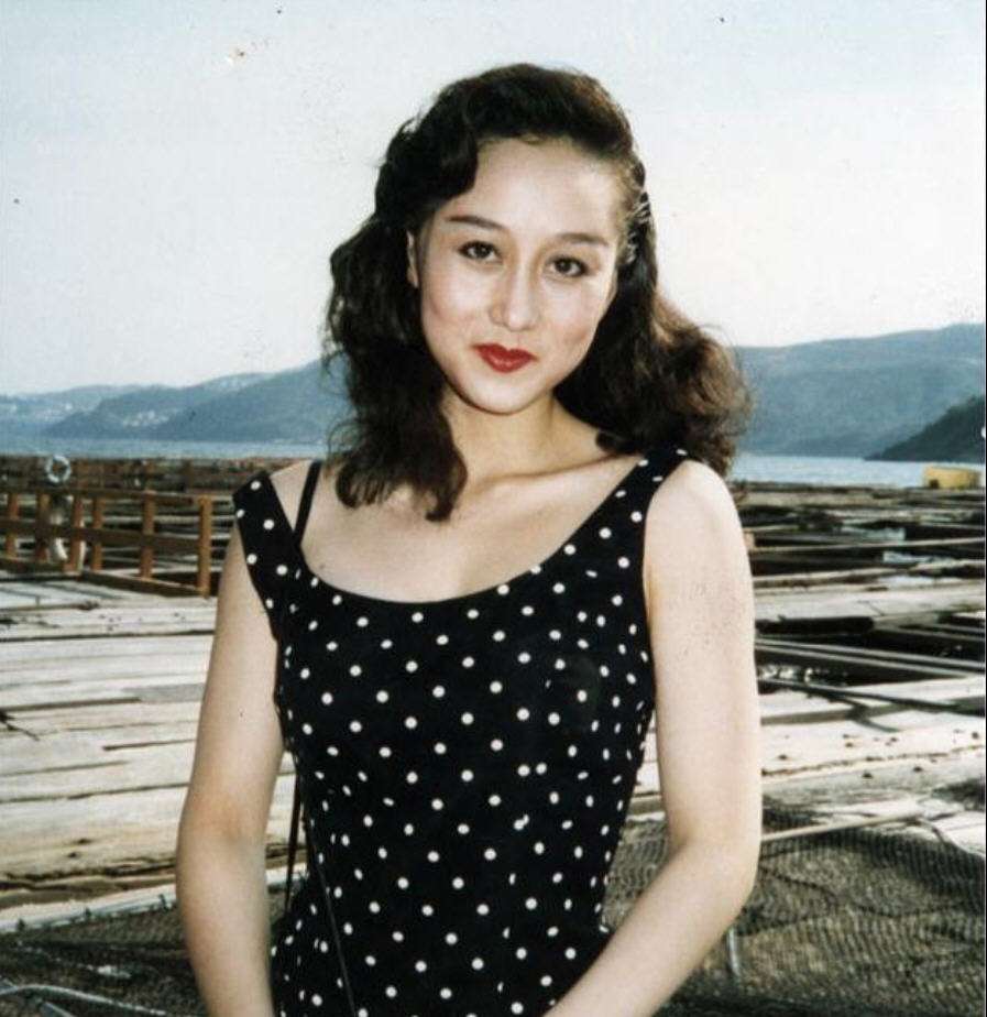 原创30年前被李连杰抛弃的黄秋燕30年过去了她过得还好吗