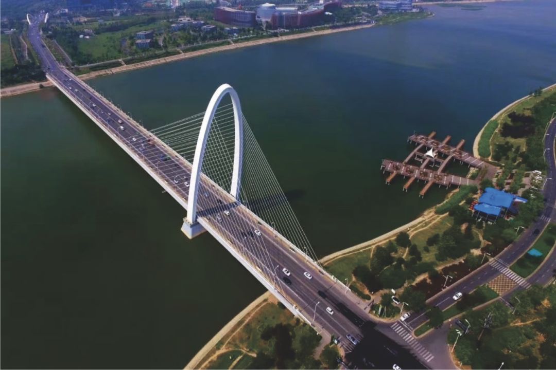 湾流把生活的诗意交给浐灞湿地公园,用距离发现更美风景,为你带来生活