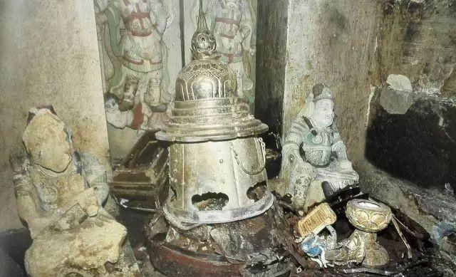 传说终得证打开法门寺地宫石门满室稀世珍宝犹如梦回唐朝