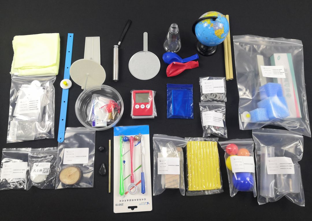 助力科学战疫爱牛科学配套材料盒德清新华书店开售