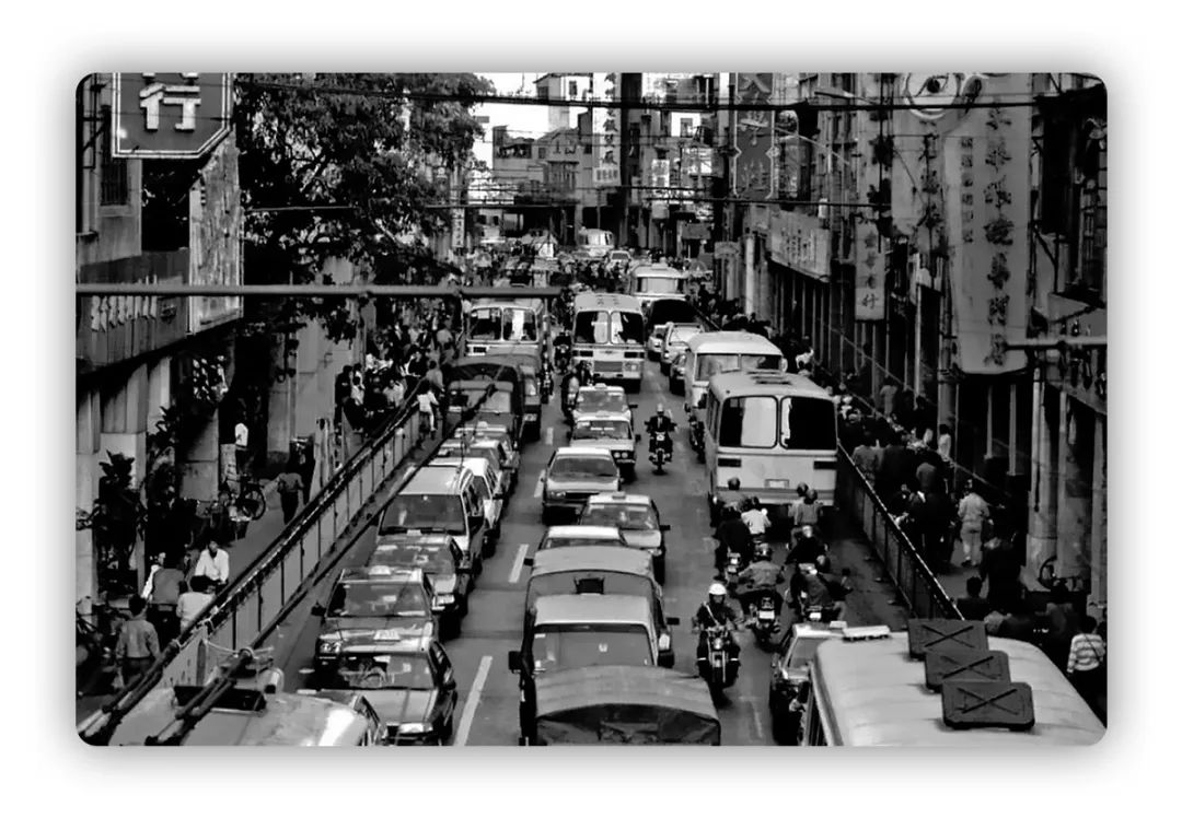 老照片里的广州半个世纪前人们都这样出行