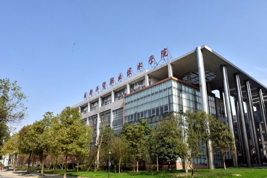 高职单招 | 2020线上招生咨询"心"体验,职教人"疫"路同行_成都
