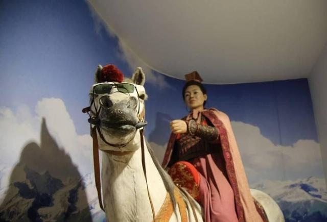 原创冯嫽出使乌孙比昭君出塞早68年为西域纳入祖国版图做出卓越贡献