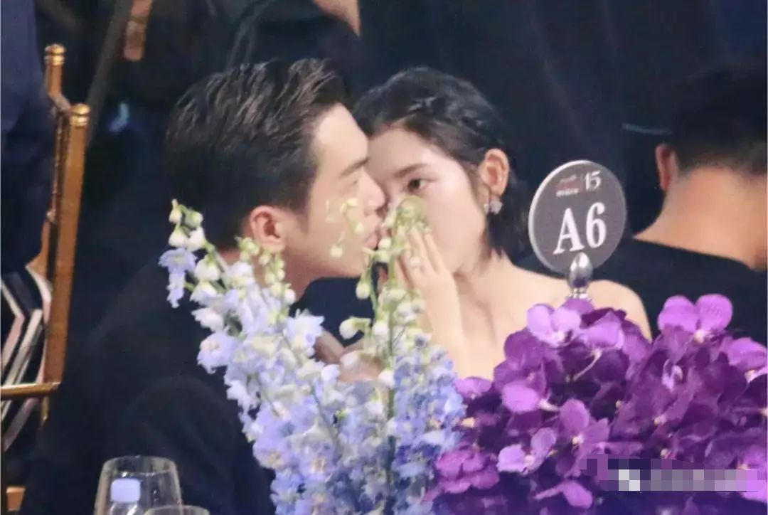 唐艺昕承认怀孕张若昀要当爸啦网友小哈士奇要诞生了