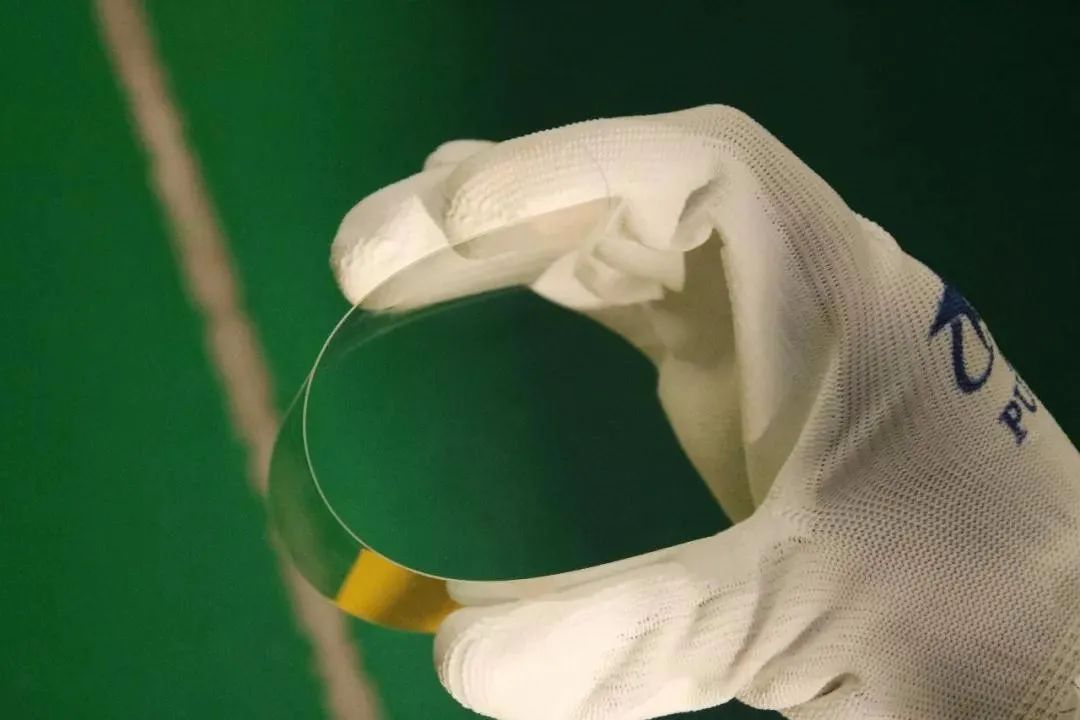 醴陵旗滨033毫米高铝超薄电子玻璃全面进入试生产阶段