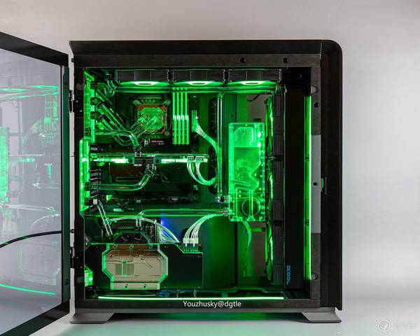 追风者 (phanteks) enthoo 719 双系统 分体水冷装机