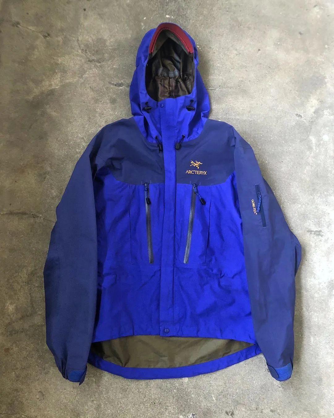 我们和拉黑virgil的日本收藏家聊了聊为什么会认为始祖鸟已死