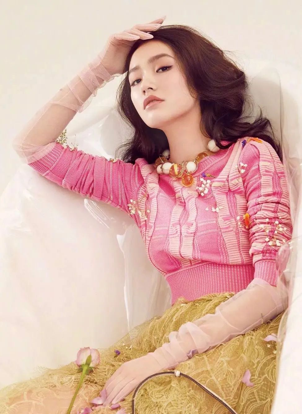 一问一答| 林允,蔡徐坤,包贝尔,邓伦,吴磊,九亿女星过得很艰难?