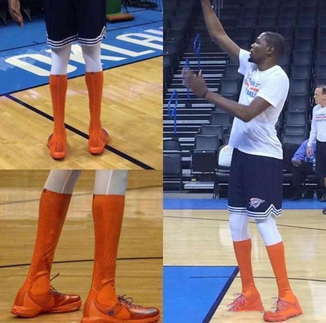 杜兰特的身体才叫恐怖小臂接近保罗胳膊长这么高竟还能跑能跳