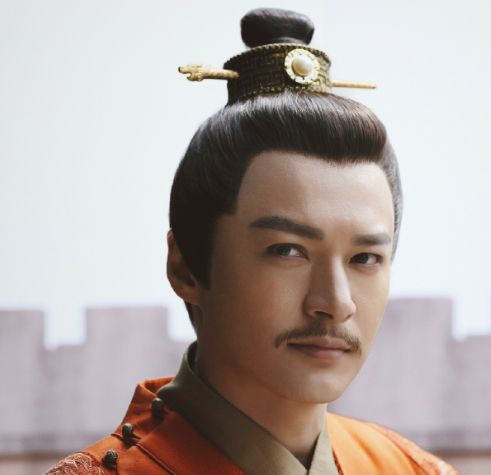 玄武门之谜骁勇善战的李元吉为何接连三箭射不中近前的李世民