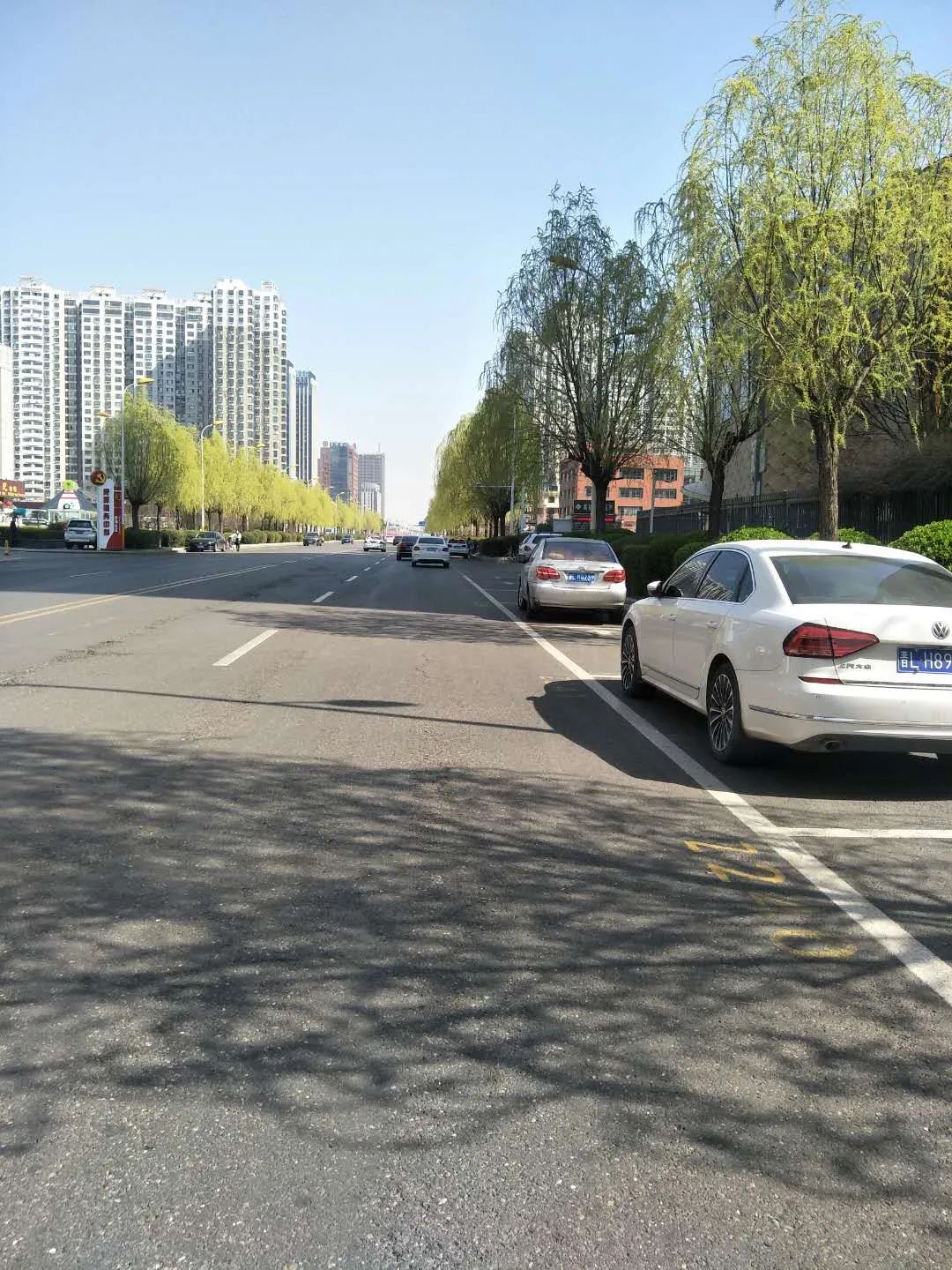 拍客 ▎临汾市区恢复停车收费后,两个字形容