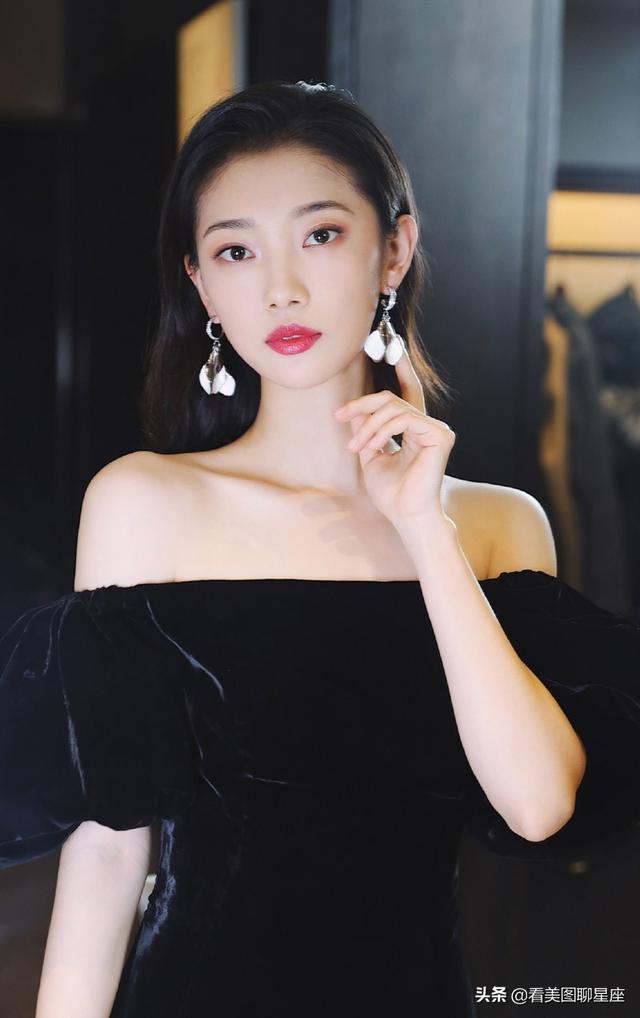 田依桐性感香肩写真照片集，她的男友一定很幸福-搜狐大视野-搜狐新闻