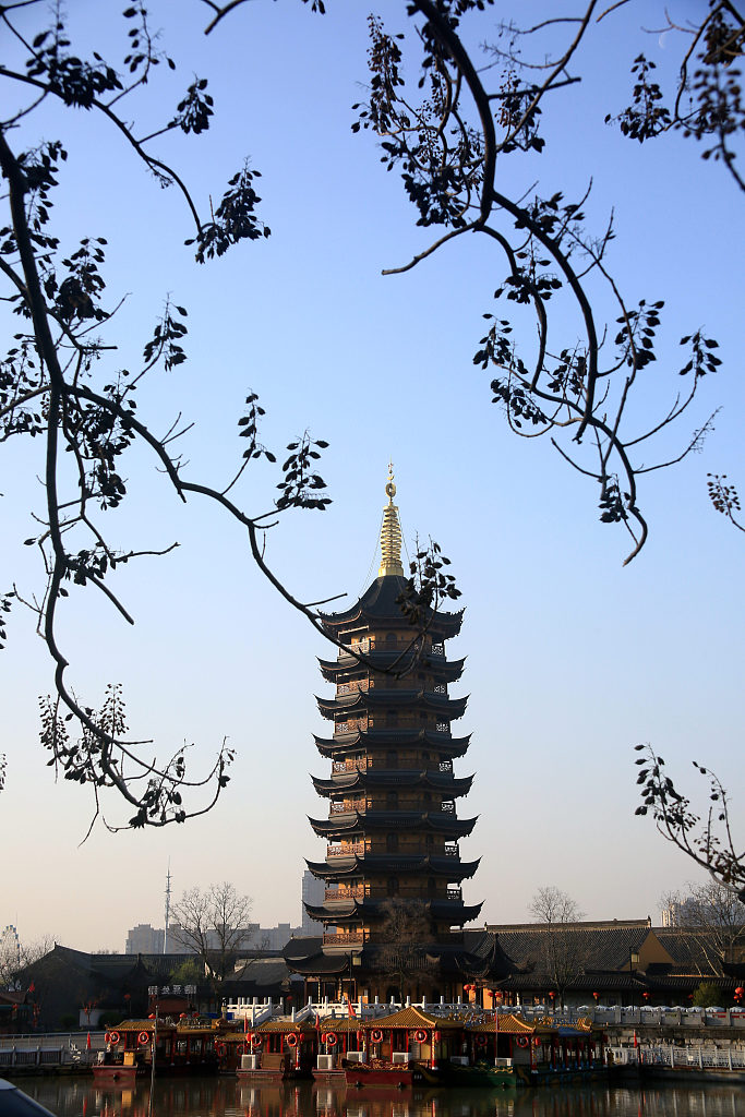 江苏淮安风光迷人的里运河中洲岛