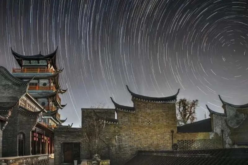 最亮的星星李爽霞用最美的歌声颂扬抗疫英雄