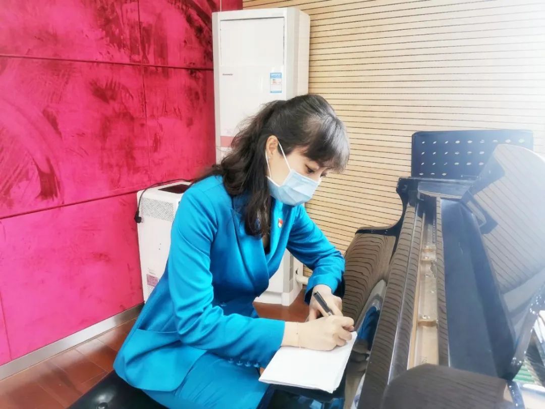 领略名师风采启迪音乐智慧记王婷老师名师课堂