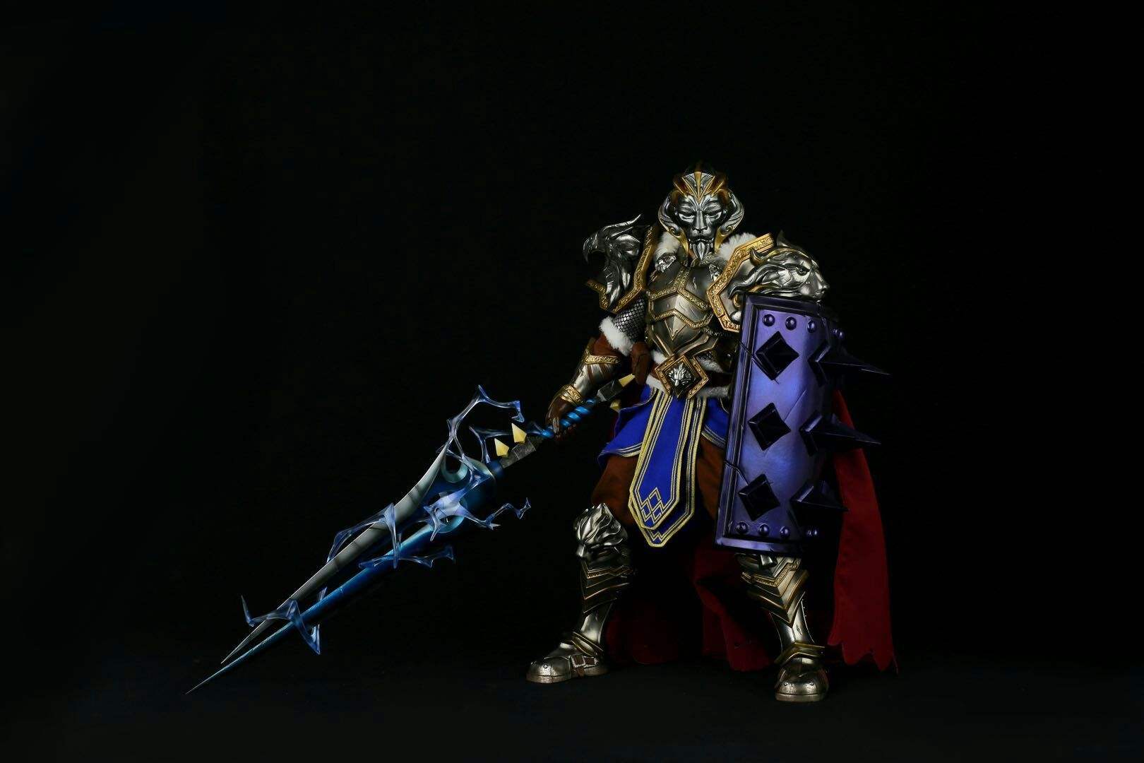 绝对会成为众人瞩目的焦点,尤其对于战士来说,风剑的特效非常完美