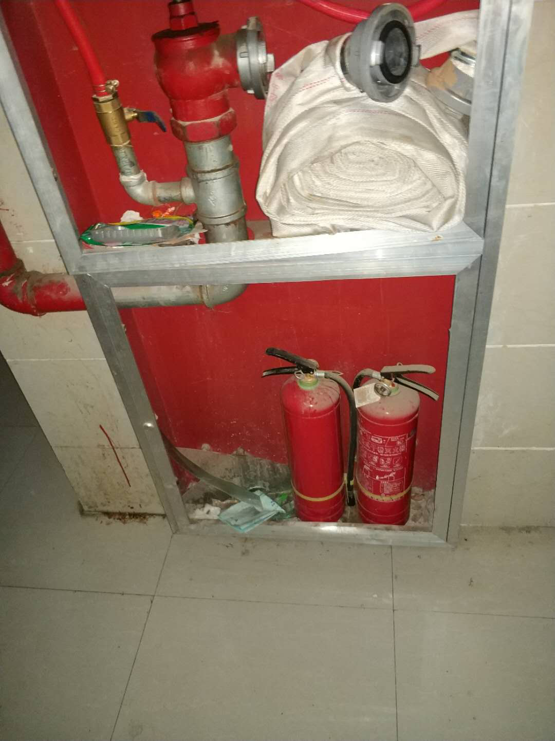 原创住宅小区中这些消防安全隐患危害很大却又常常存在你住的地方一定