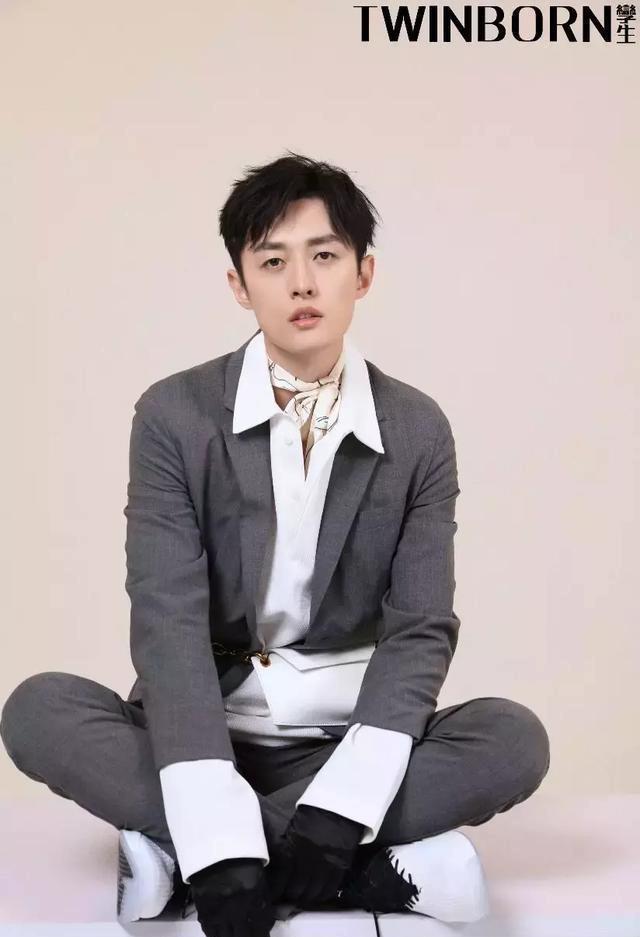 别看剧中的胡耘豪大多都是或高冷或腹黑的形象,但