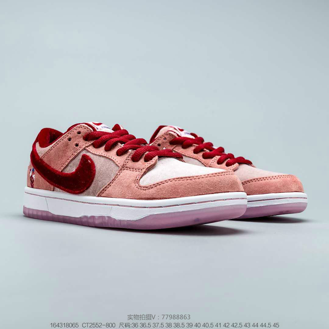 情人节限定strangelovexnikesbdunk扣篮情人节街头气质满满