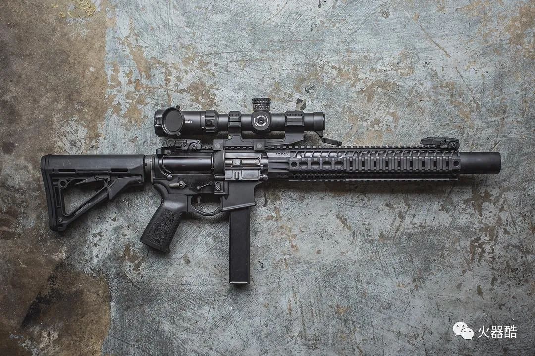 【枪械梦幻改装摄影美图】大家都上过文艺美学课吗?