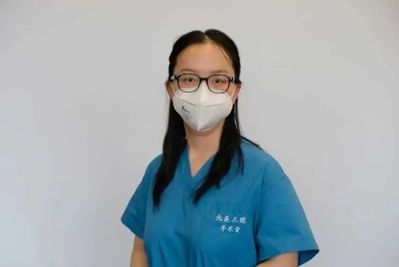 最美毕业生刘丹看到病床上那一双双渴望生的眼睛她更加明确了此行的