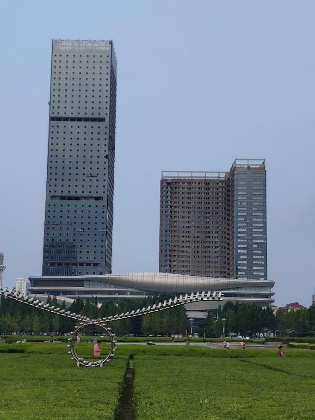 超高层建筑是否是临沂城市发展的短板