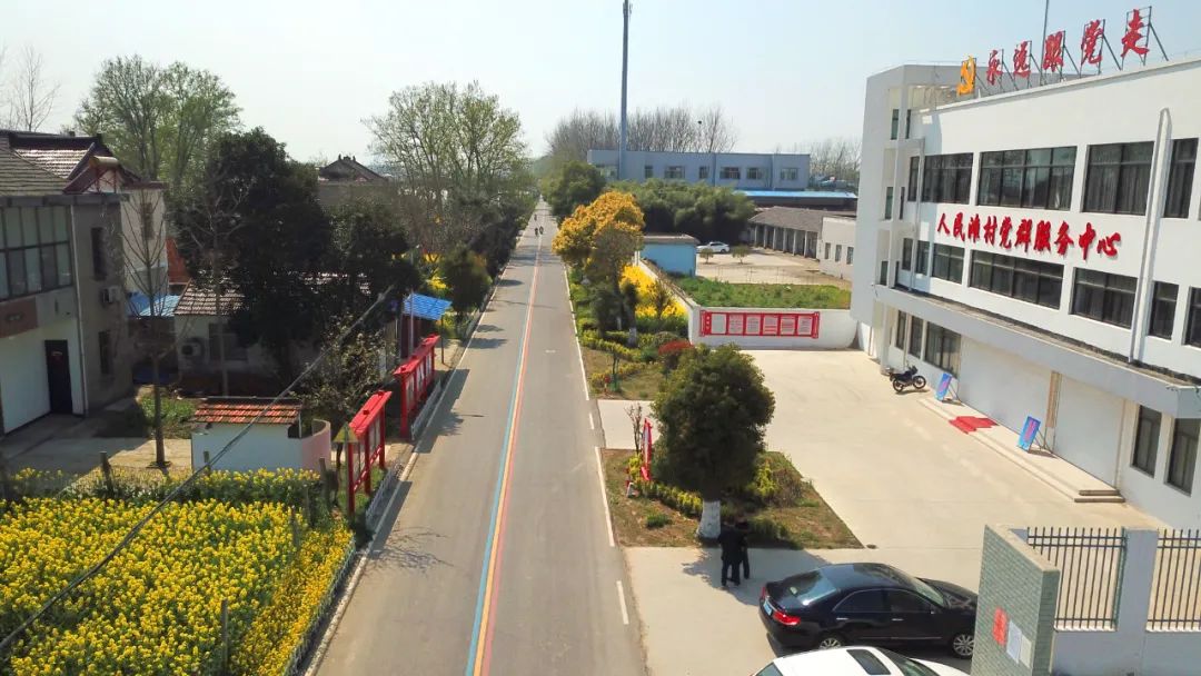 人民滩村是江苏省现代农业示范区,位于沙头镇的最南边,在这万物复苏