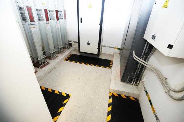 3,每一个强弱电井箱子内均打码,每根线路均配有说明,防止外来施工单位