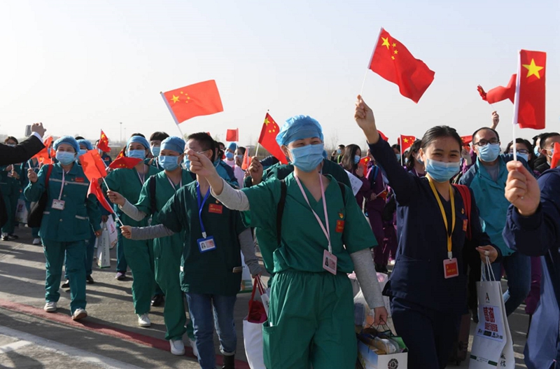 "豫"见亲人,春光"郑"好:抗疫英雄们回到郑州