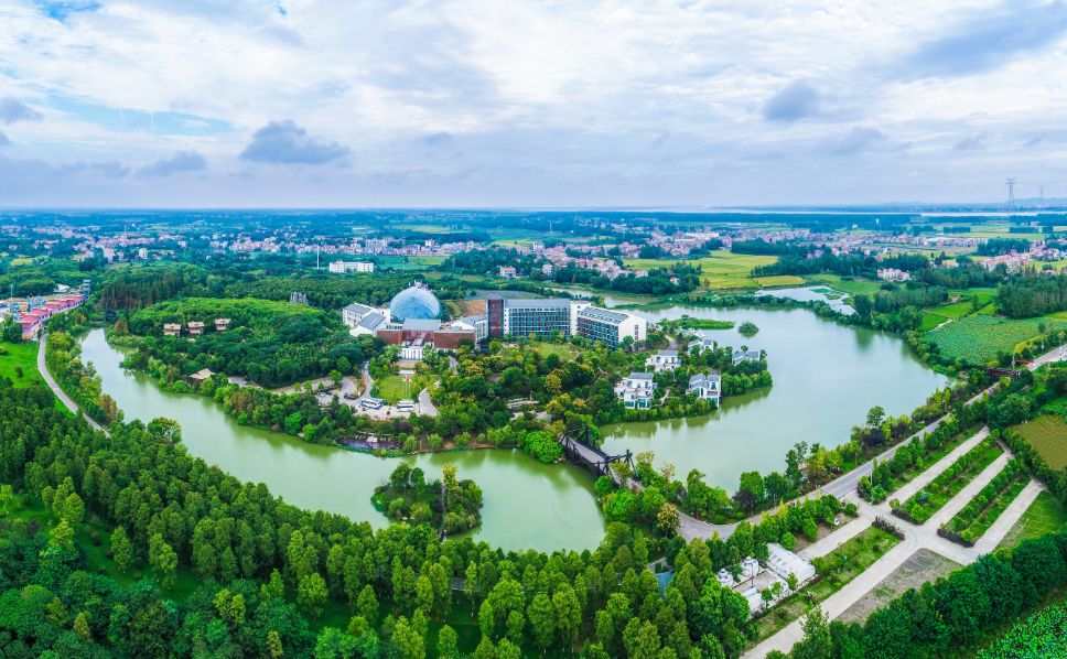 云游鄂旅投春色里我在悦兮半岛等你