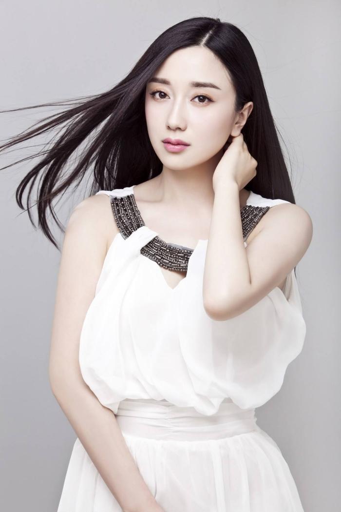 章婷婷影视女演员是个具有潜力的女明星