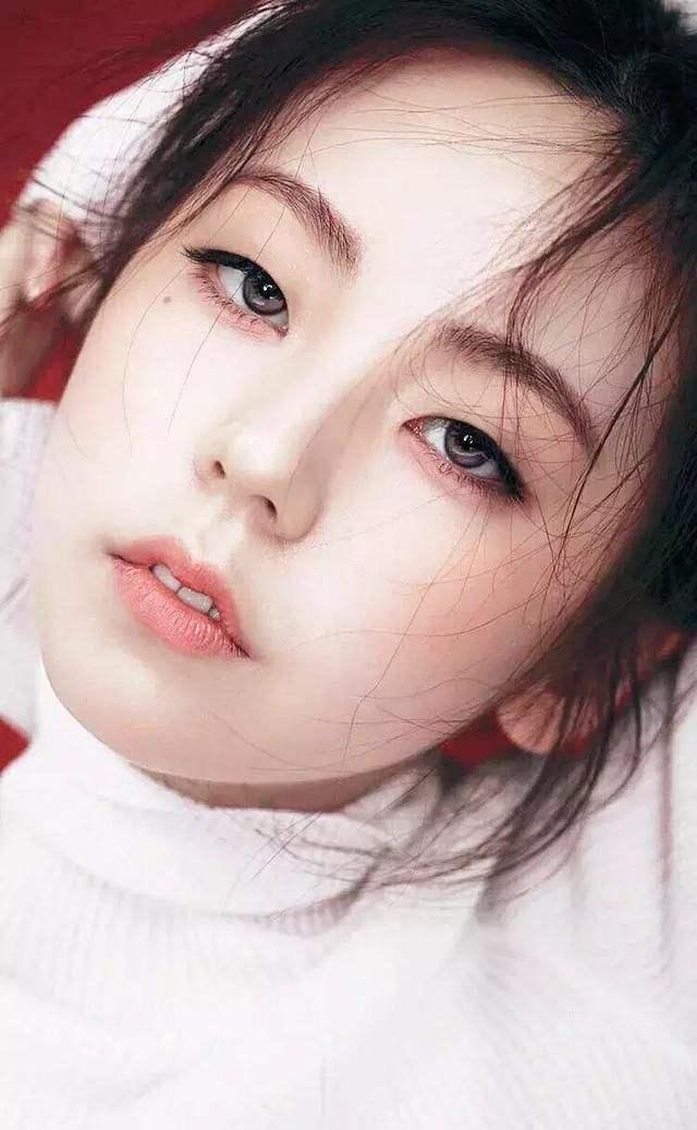 为什么女明星单眼皮也好看?分享一波肿泡眼一看就会的眼影画法_眼睛