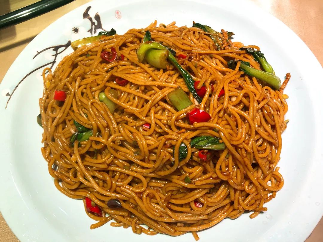 蛤蟆街这家店可以堂食还有优惠套餐太开心啦