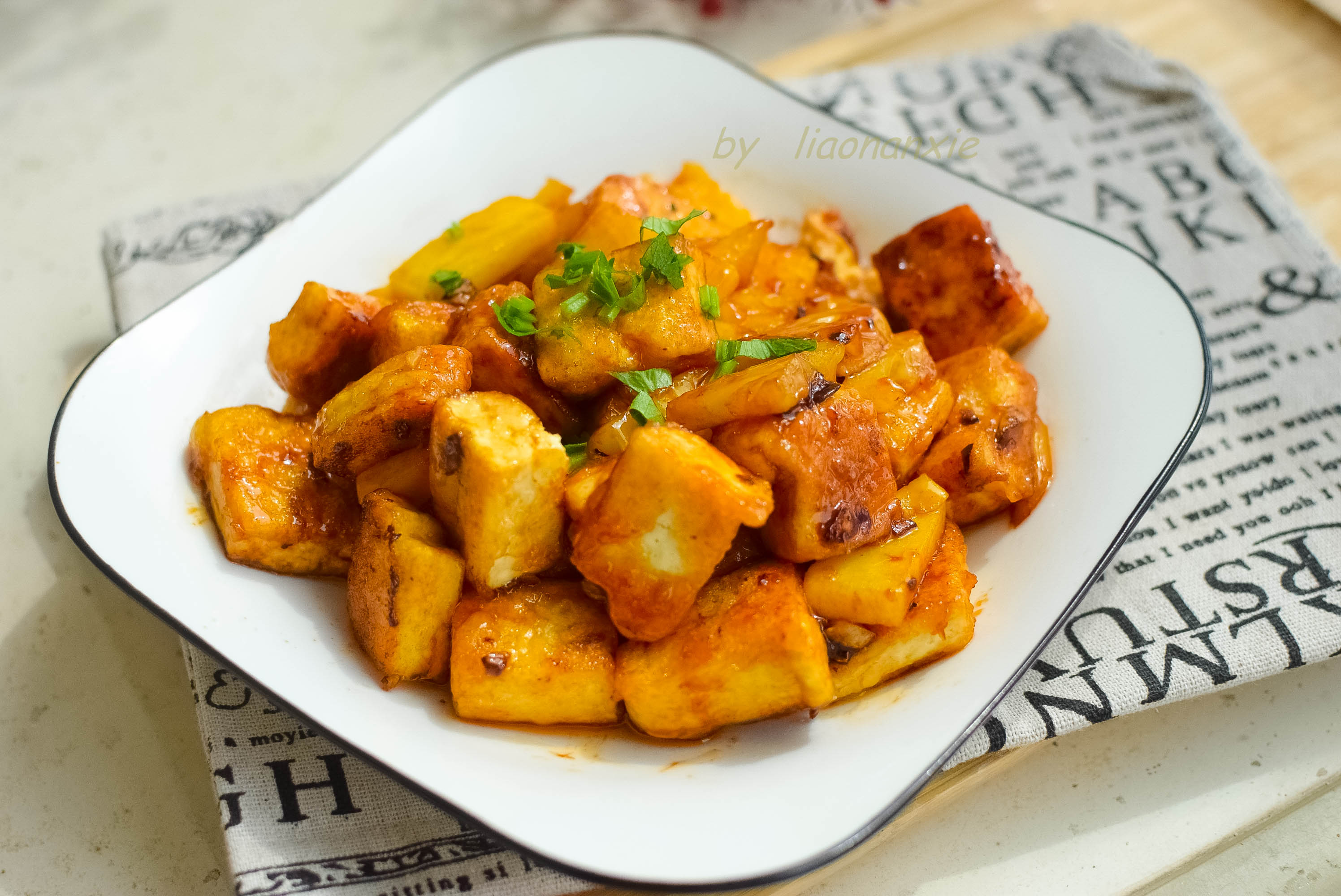 5块钱做盘下饭菜,老公孩子抢着吃,比肉还美味,春季必吃_菠萝