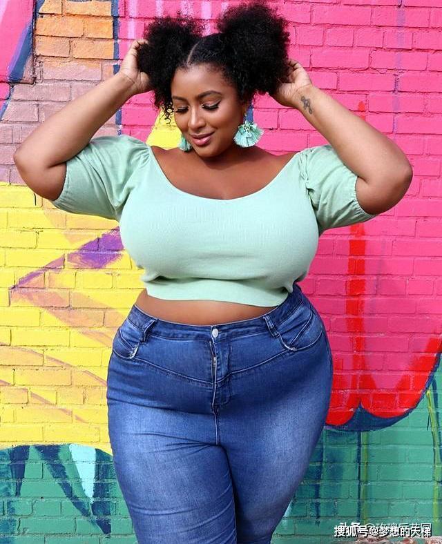 美国大码女演员可爱发型似少女,体重刷出新高度