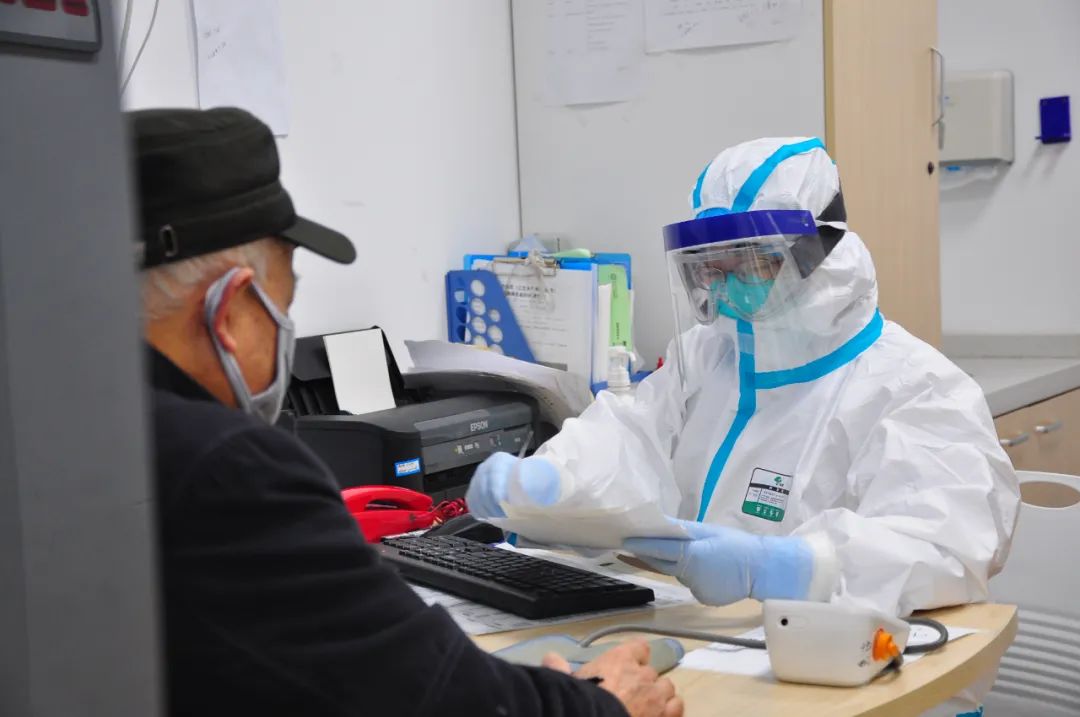 现场直击武汉非新冠肺炎患者怎么就诊